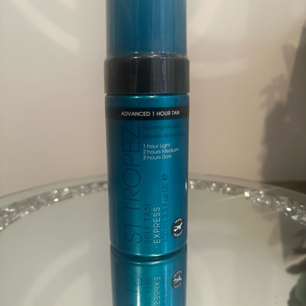St. Tropez Self Tan Express Mousse - Vibrant Blue